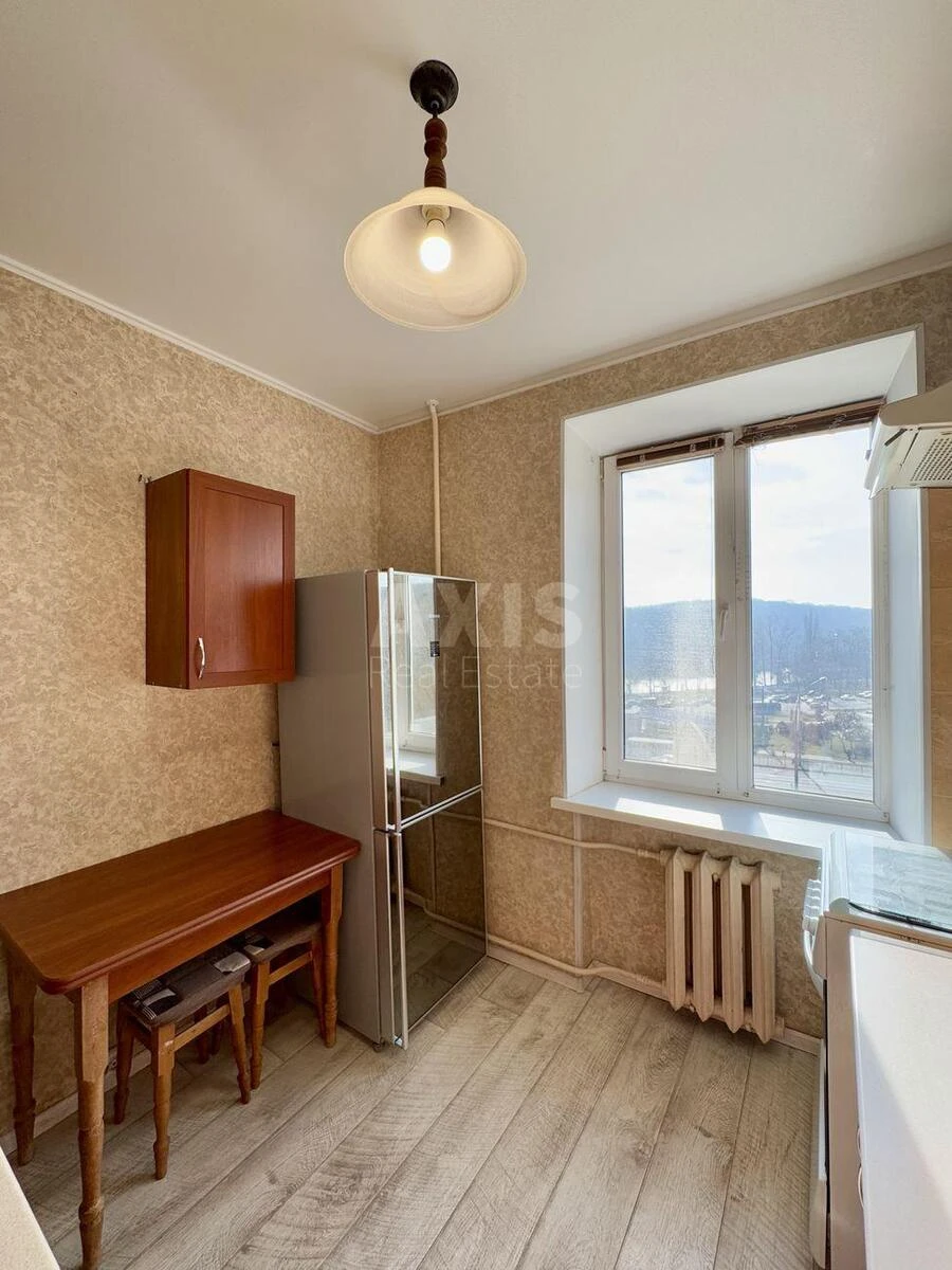 2к квартира пр-т Голосеевский 74671253