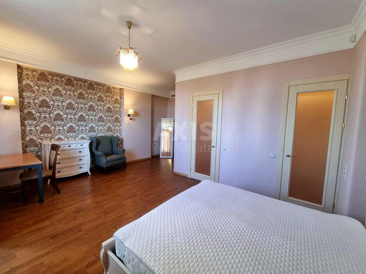 4k apartment vul. Jevgena Konoval'cja 44А7148013
