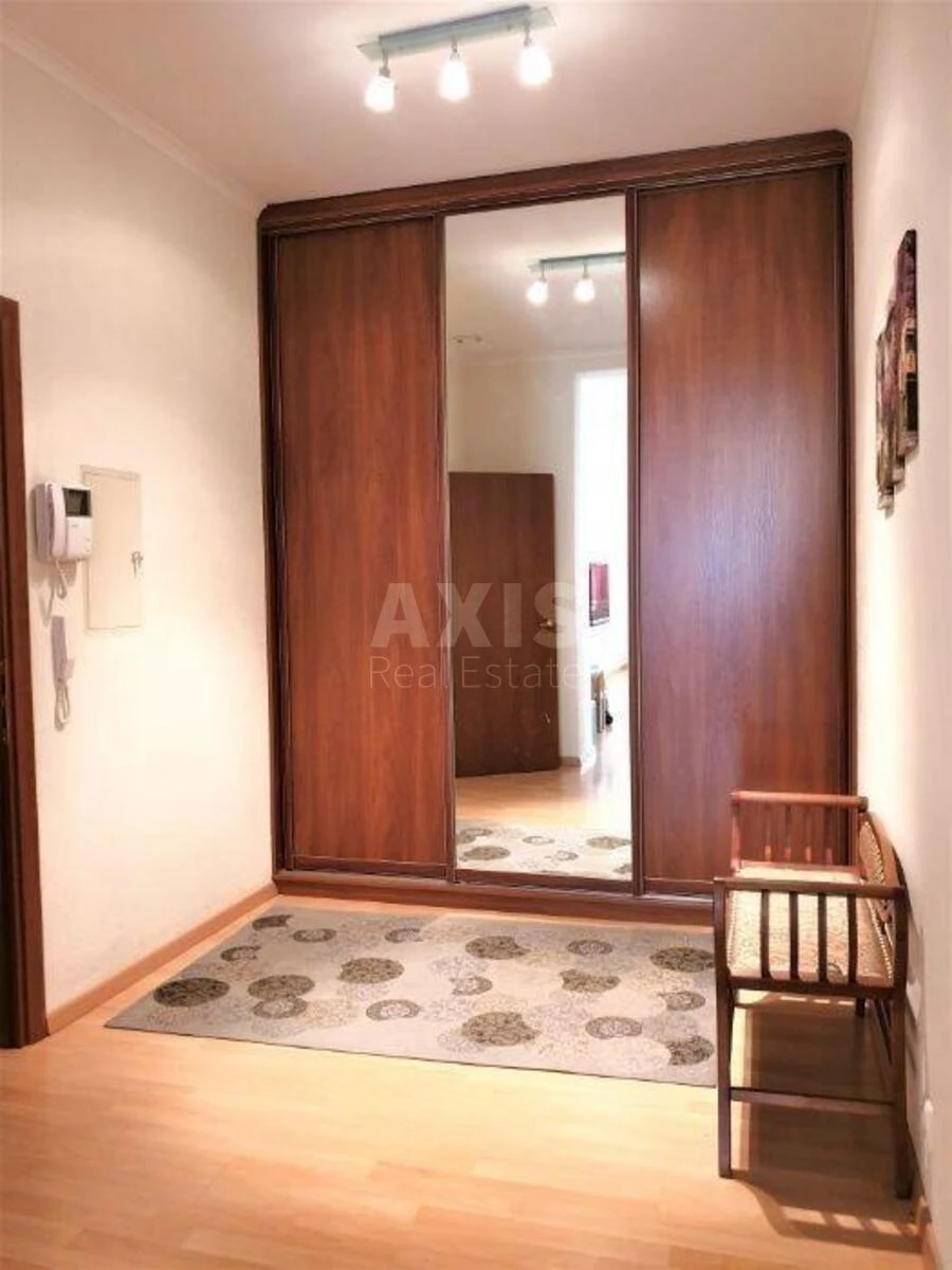 4k apartment pr-t Volodimira Іvasyuka 6671653