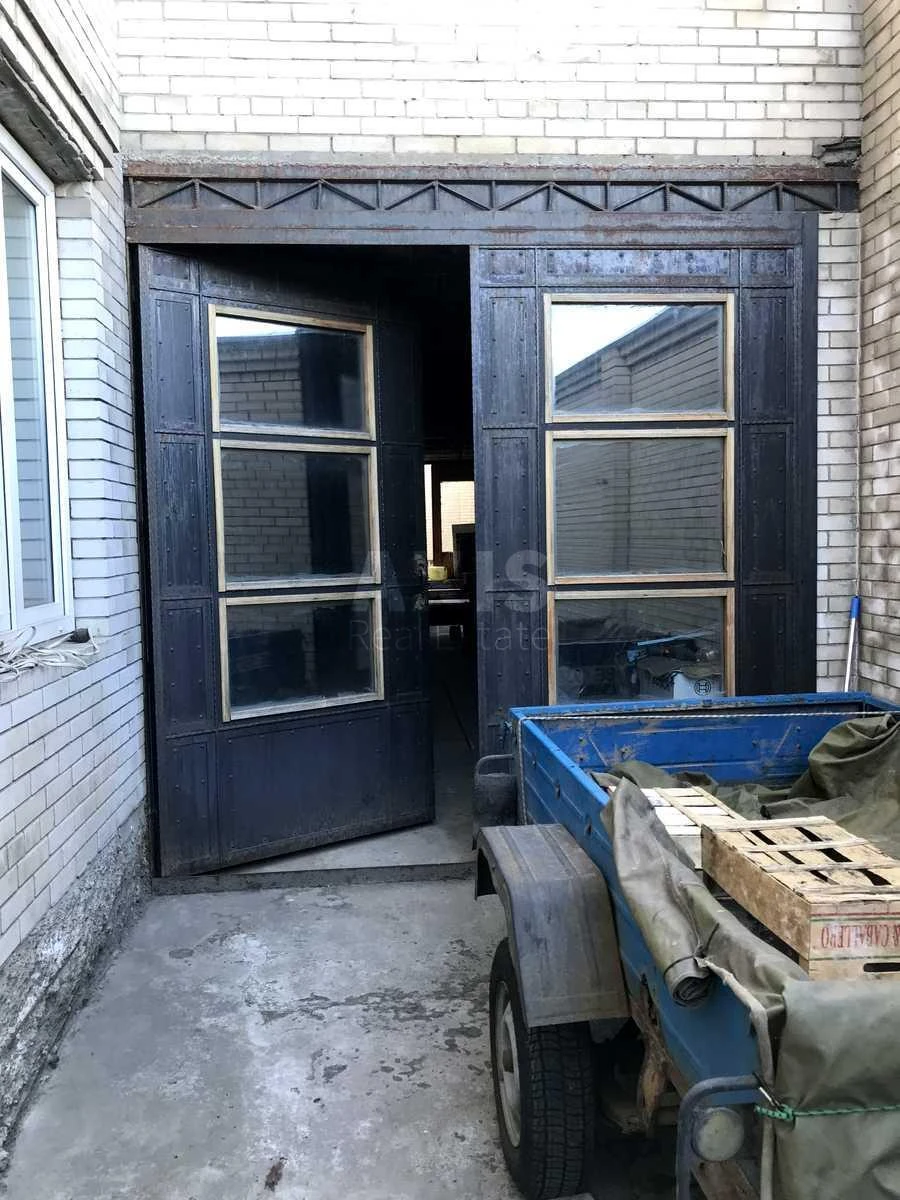 Дoм ул. Нечуя-Левицкого, 399м2, город Киев7043011