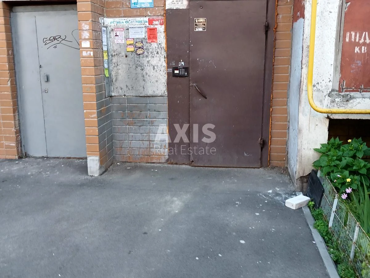 1k apartment pr-t Chervonoyi Kalyny 657053621