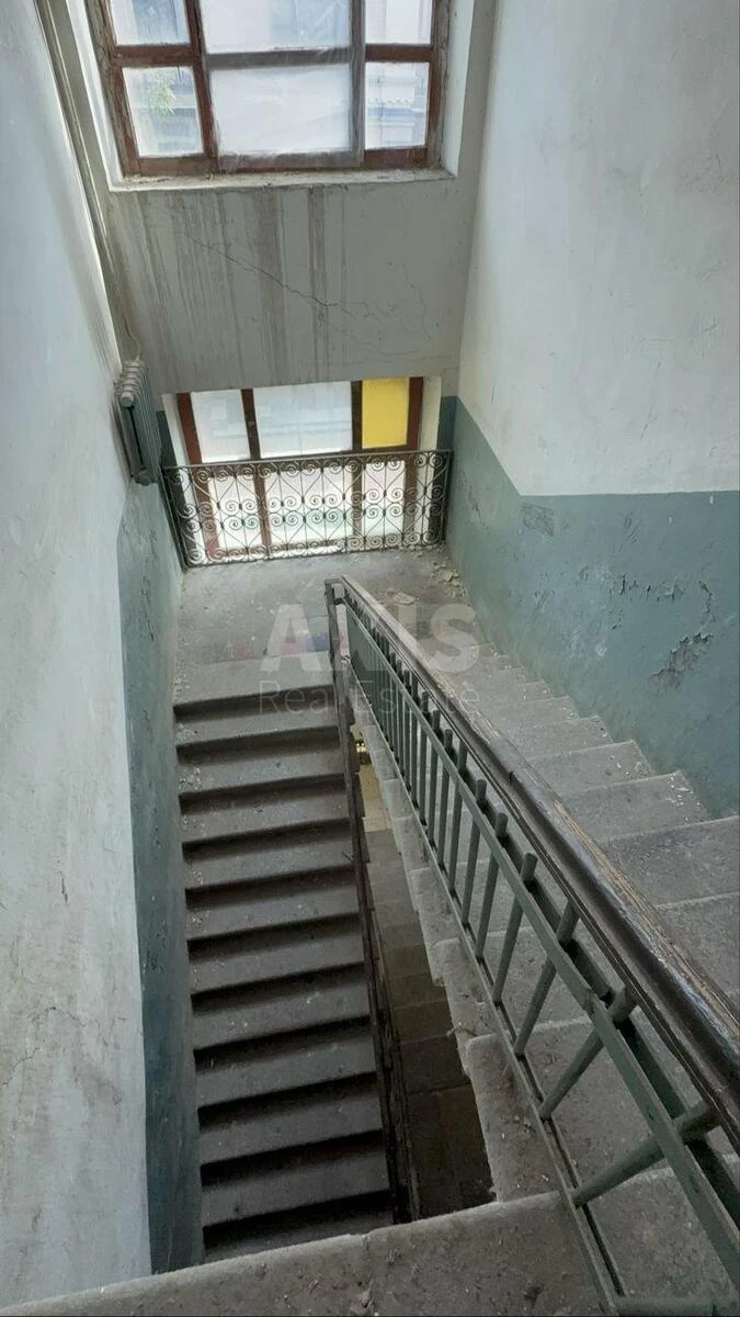 Service object vul. Jaroslaviv Val 11, 1450m2663597