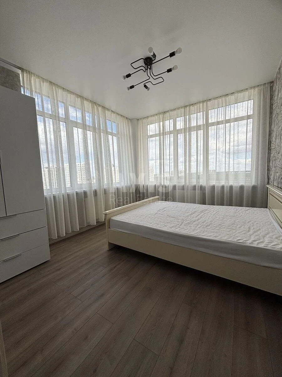 3k apartment vul. Brativ Chybinyeyevykh 8679805