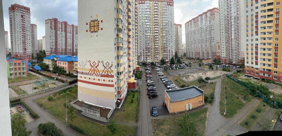 3к квартира вул. Чавдар Єлизавети 21