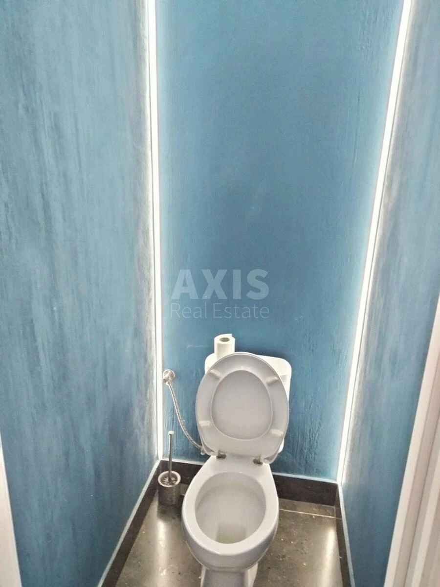 Office bul. Lesi Ukrai'nky 21, 95m26624710