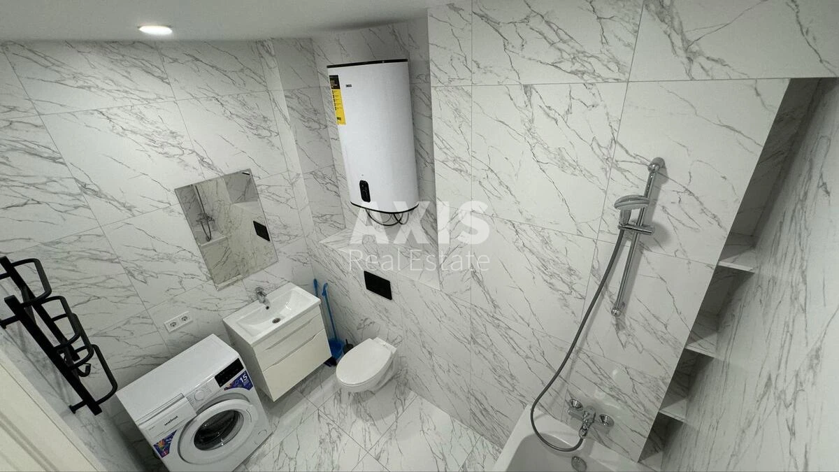 2к квартира ул. Михаила Максимовича 246074511