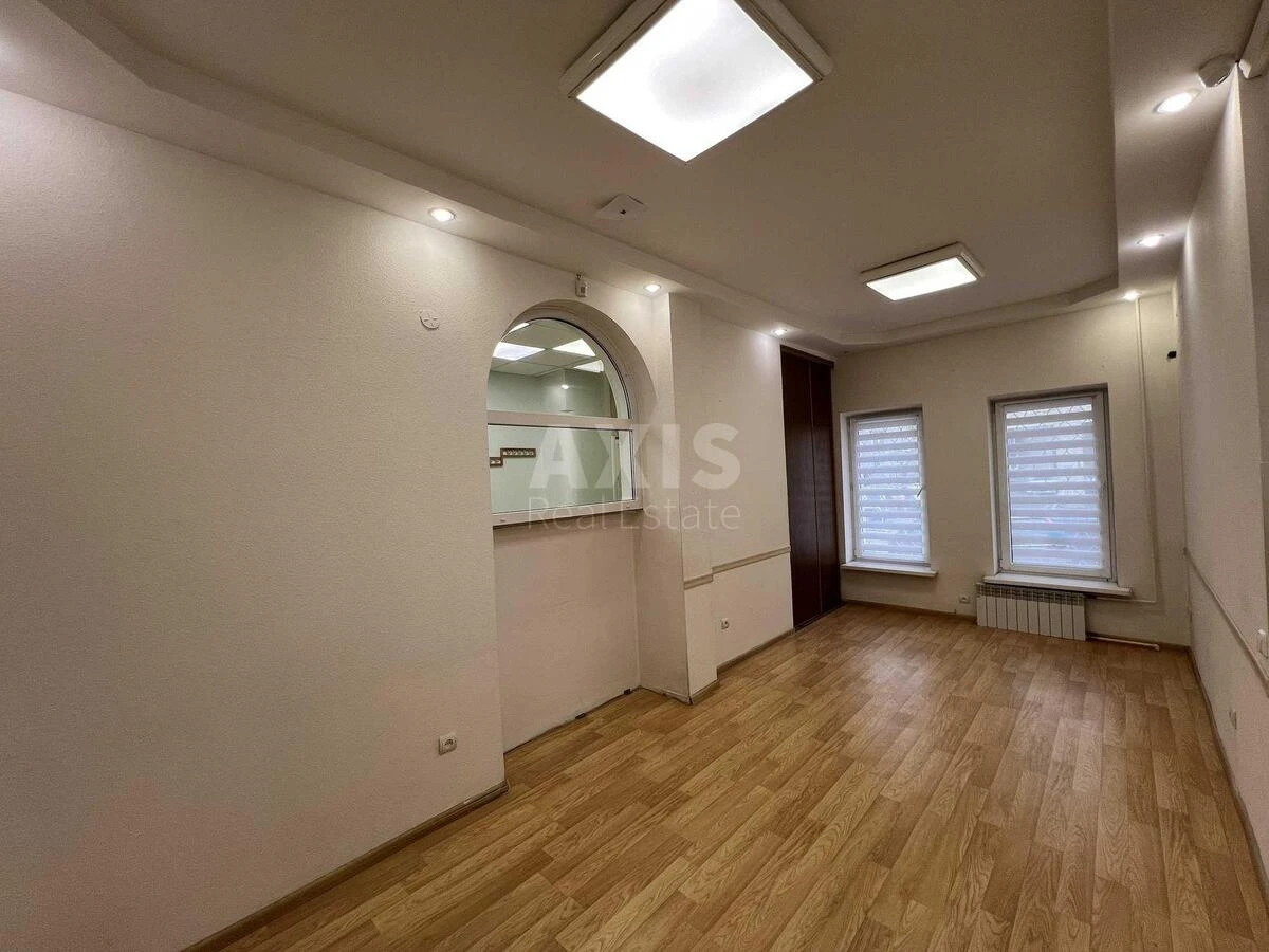 Объект торговли ул. Оболонская 7, 90м2623964