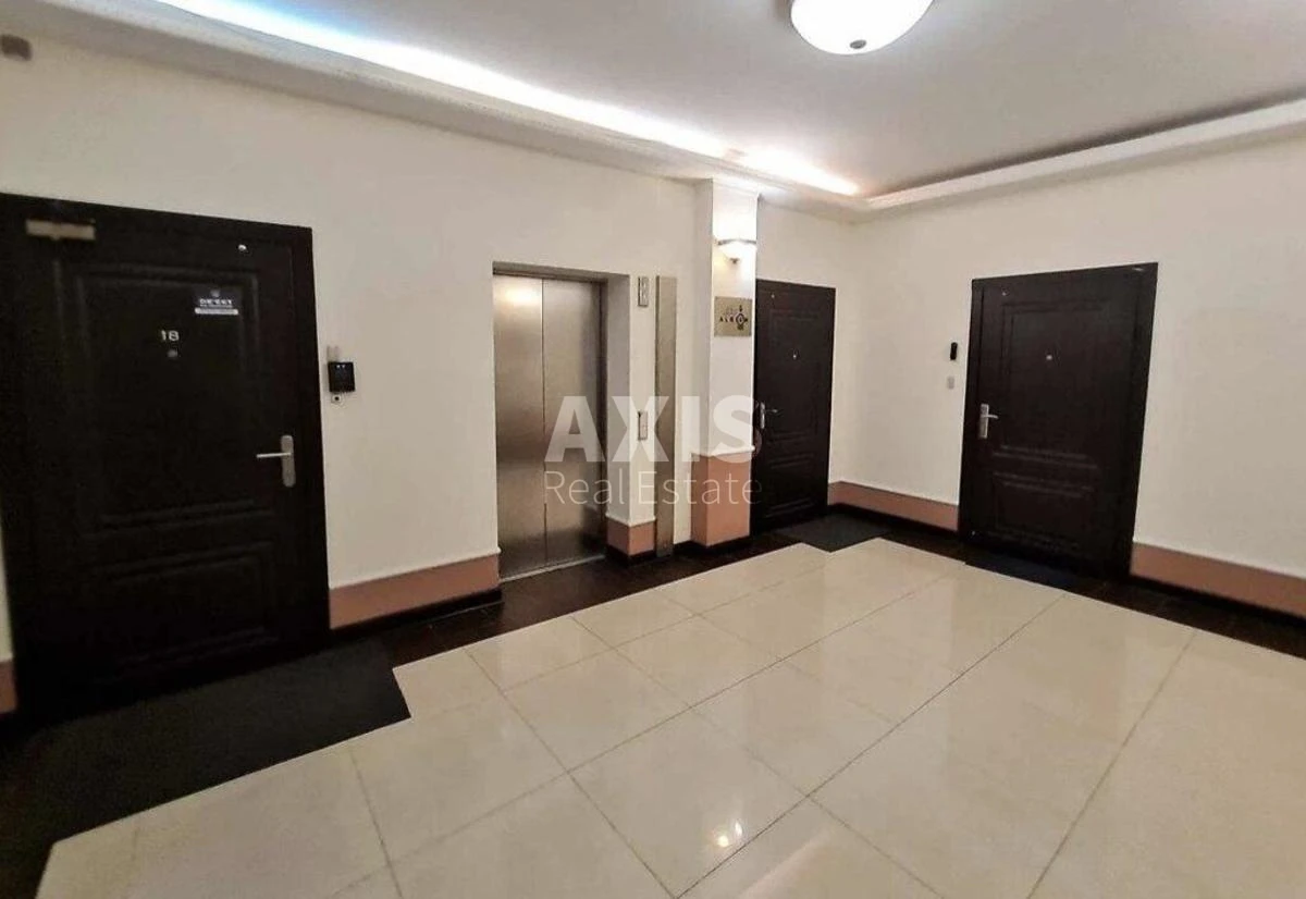 Office vul. Glybochyc'ka 40Х, 105m2444925