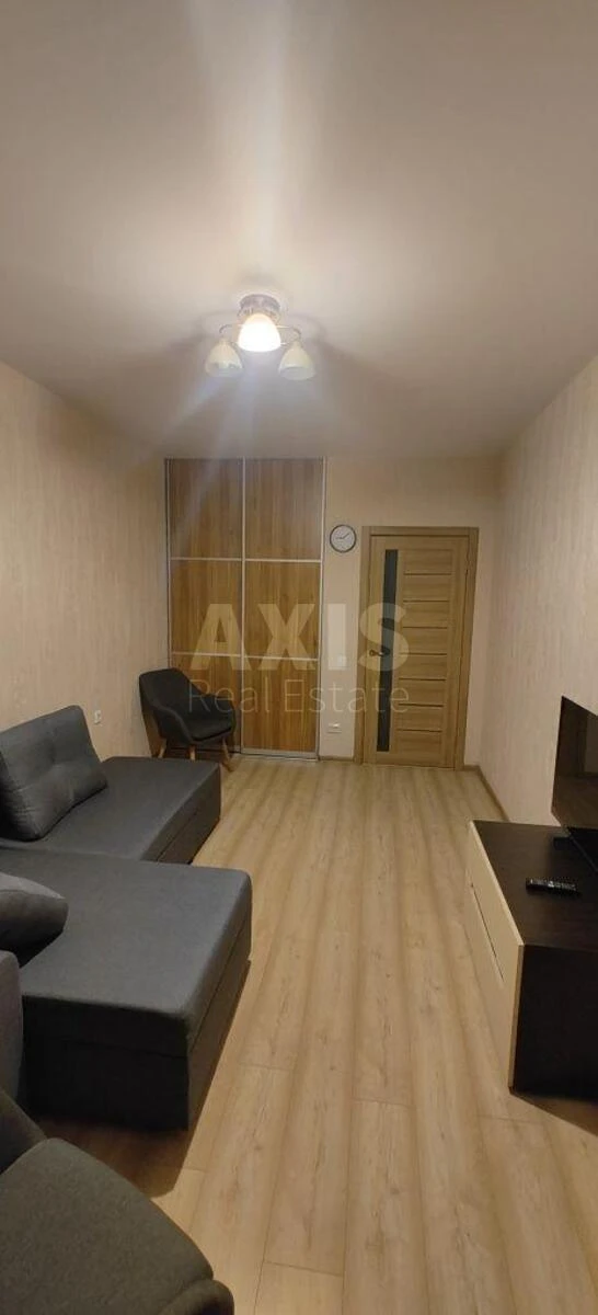 1к квартира ул. Рональда Рейгана 40682503