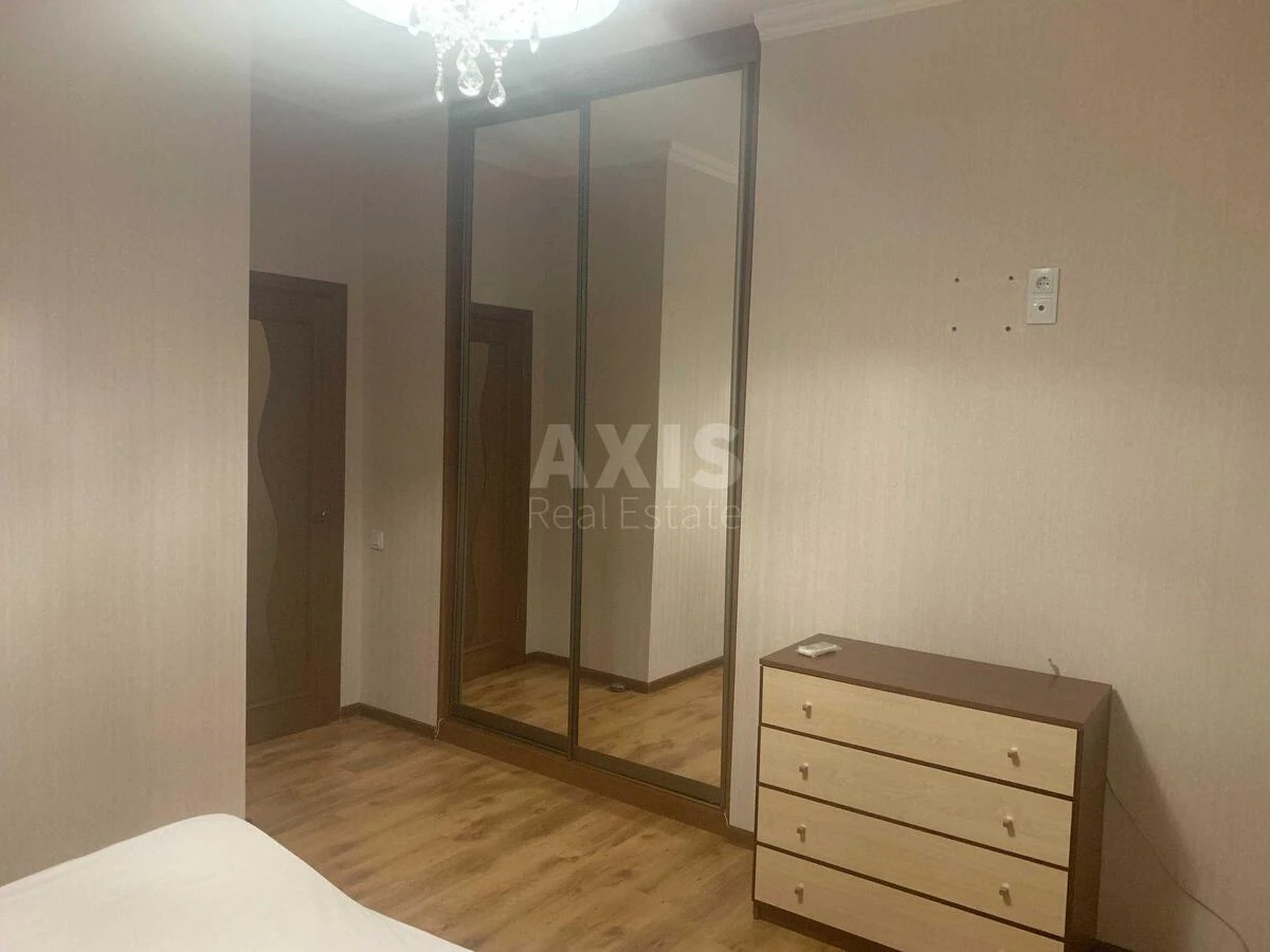 3k apartment vul. Gradyns'ka 7718177