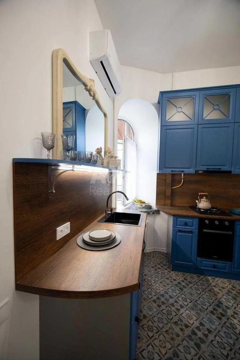 1k apartment uzviz Voznesens'kyj 14626908