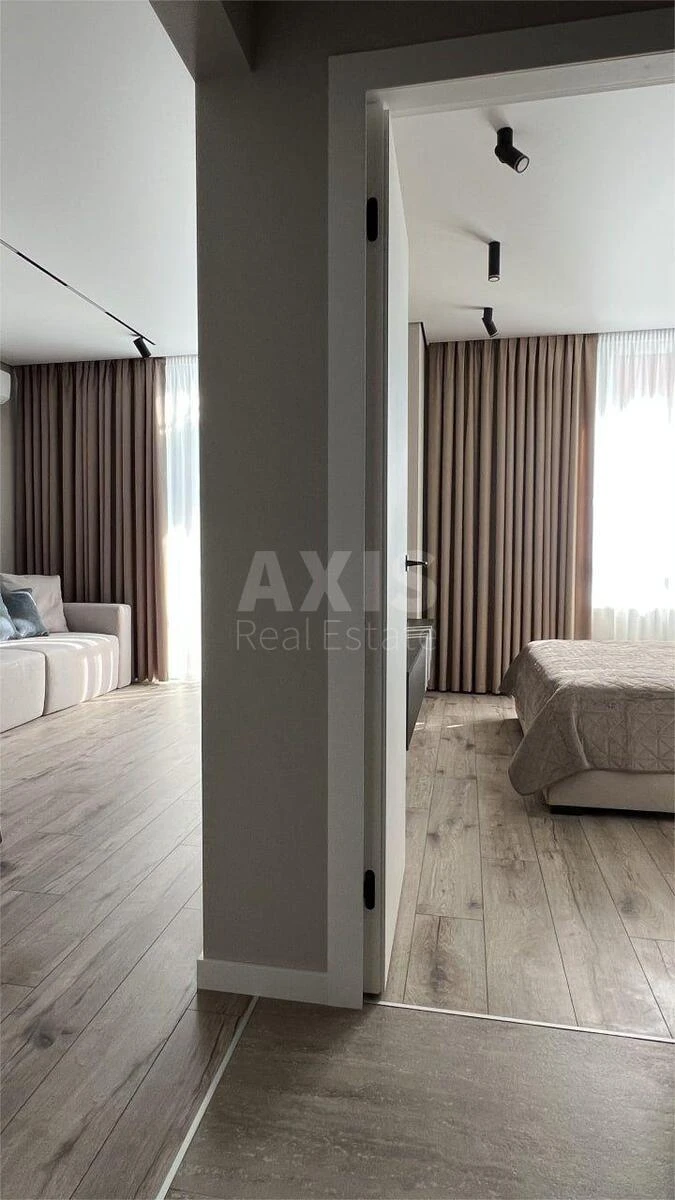 1k apartment vul. Saljutna 2Б653605