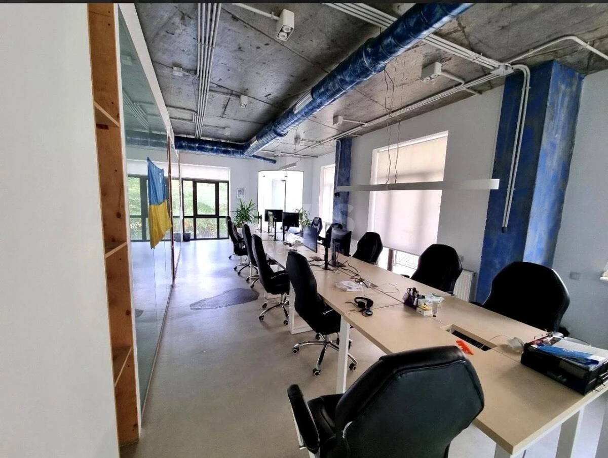 Office vul. Vozdvyzhens'ka 51, 135m265469