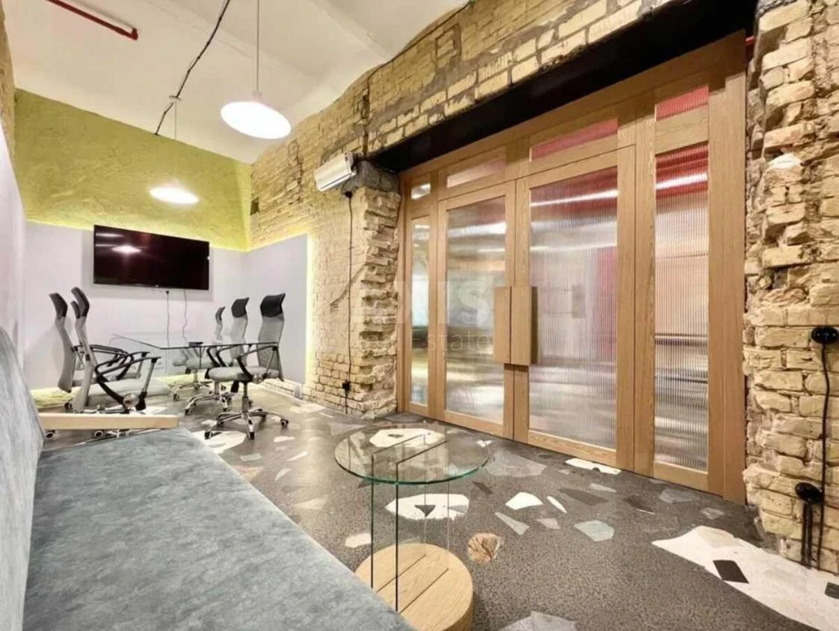 Office vul. Hmel'nyc'kogo Bogdana 74, 130m2672012