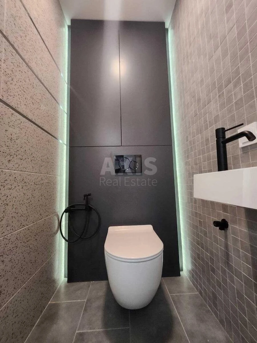 Trade object bul. Pryjmachenko Marii' 4, 70m26722613