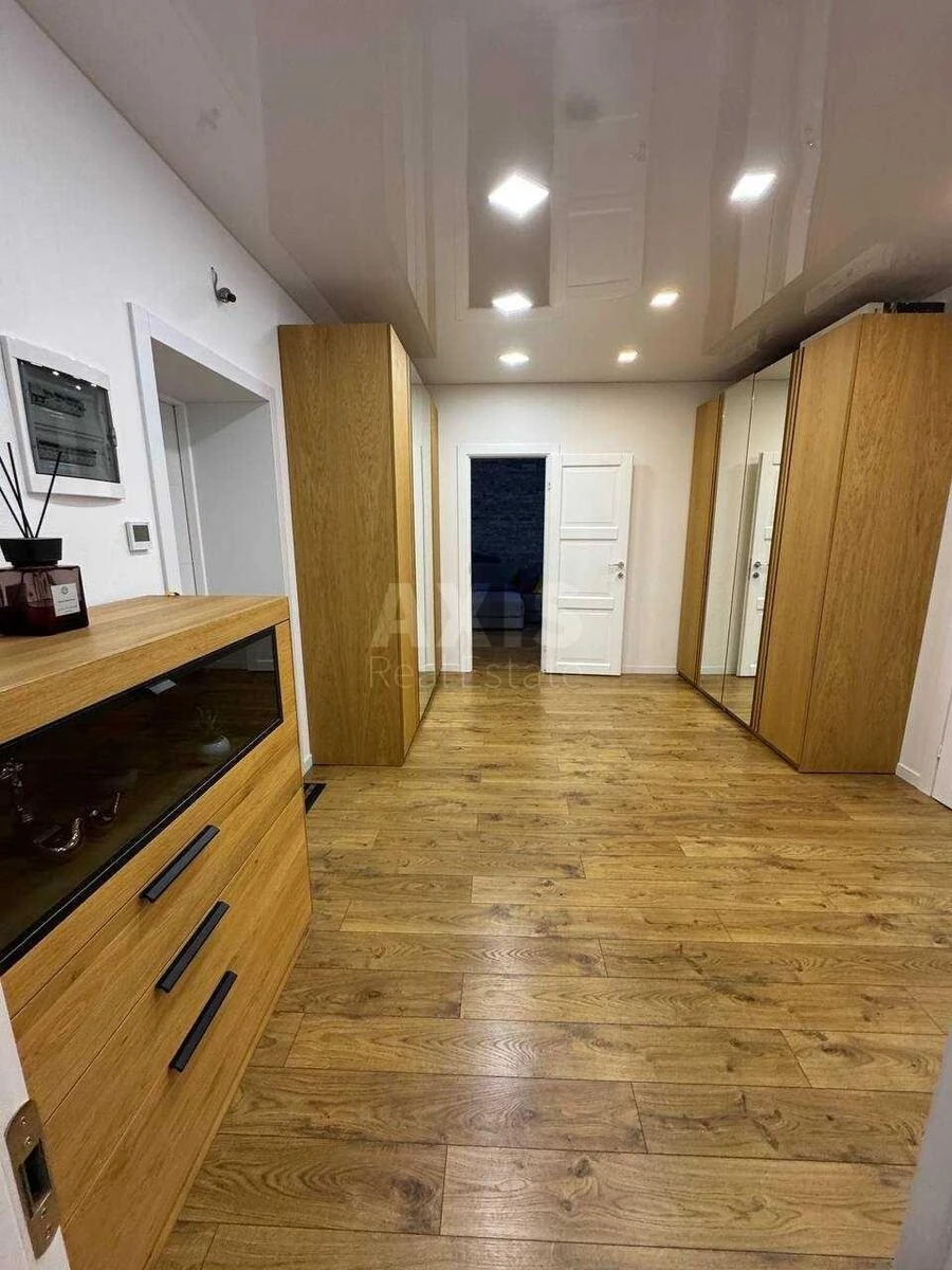 2k apartment vul. Radystiv 32690626