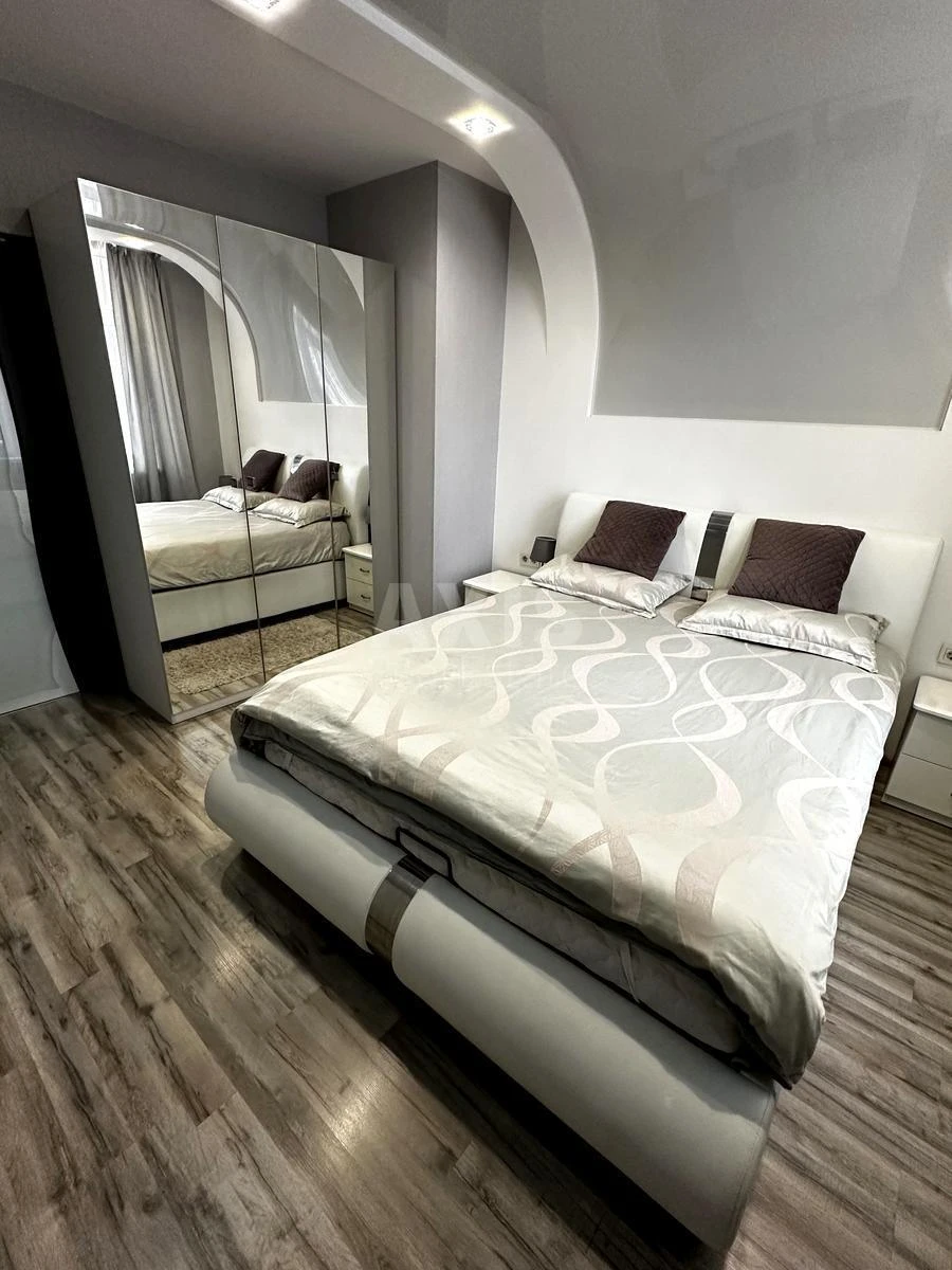 2к квартира ул. Ахматовой Анны 22679488