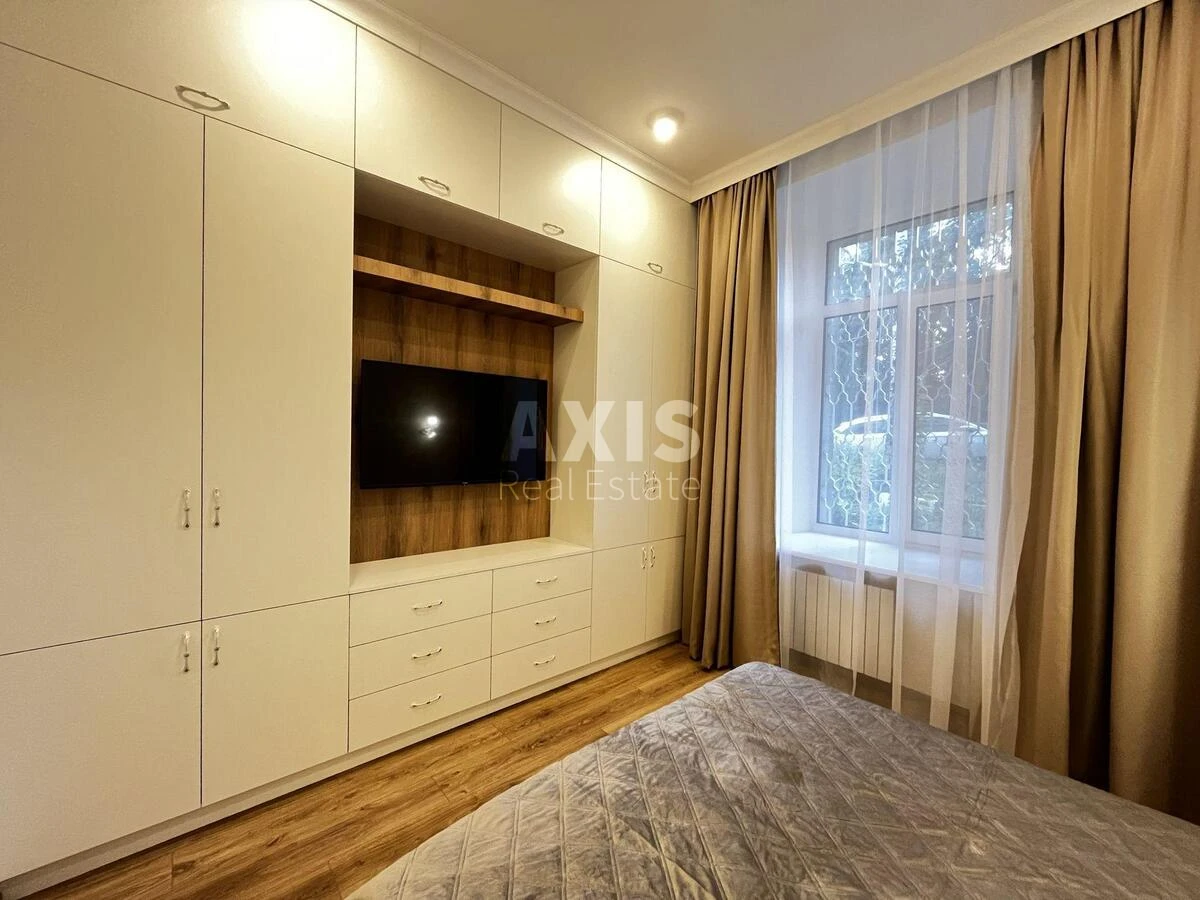 3k apartment vul. Tarasivs'ka 8594282