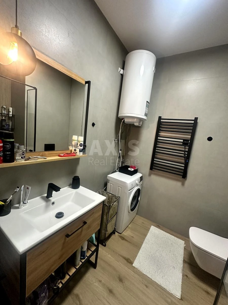 1k apartment pr-t Berestejskij 11Б677095