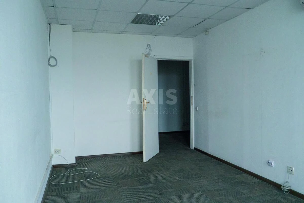 Офис ул. Героев Космоса 4, 198м2678040