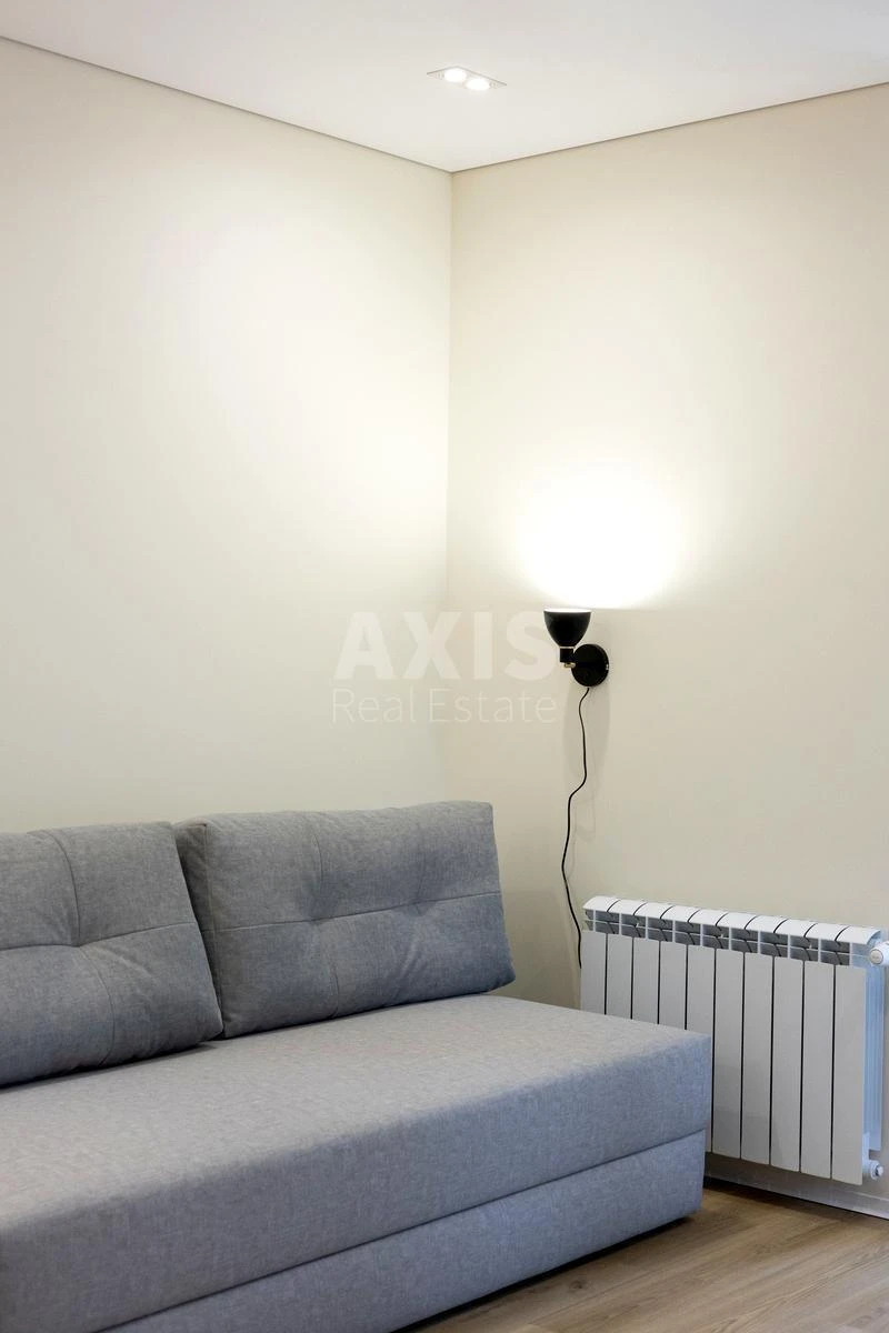 1k apartment vul. Saljutna 2Б694033