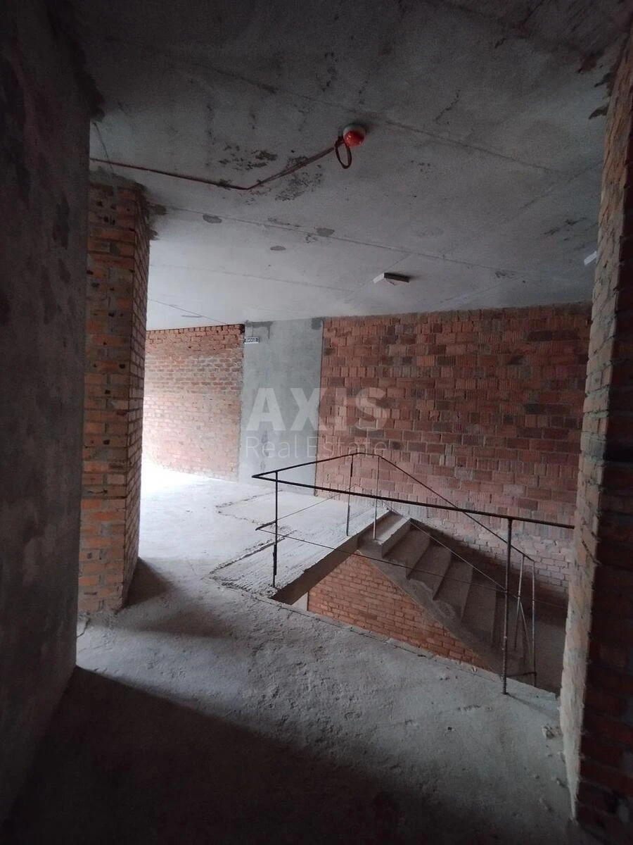 Trade object vul. Zhyvopysna 3, 121m2646607