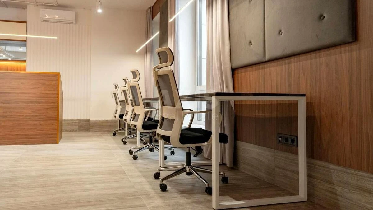 Office vul. Bul'varno-Kudrjavs'ka 17, 180m2692509