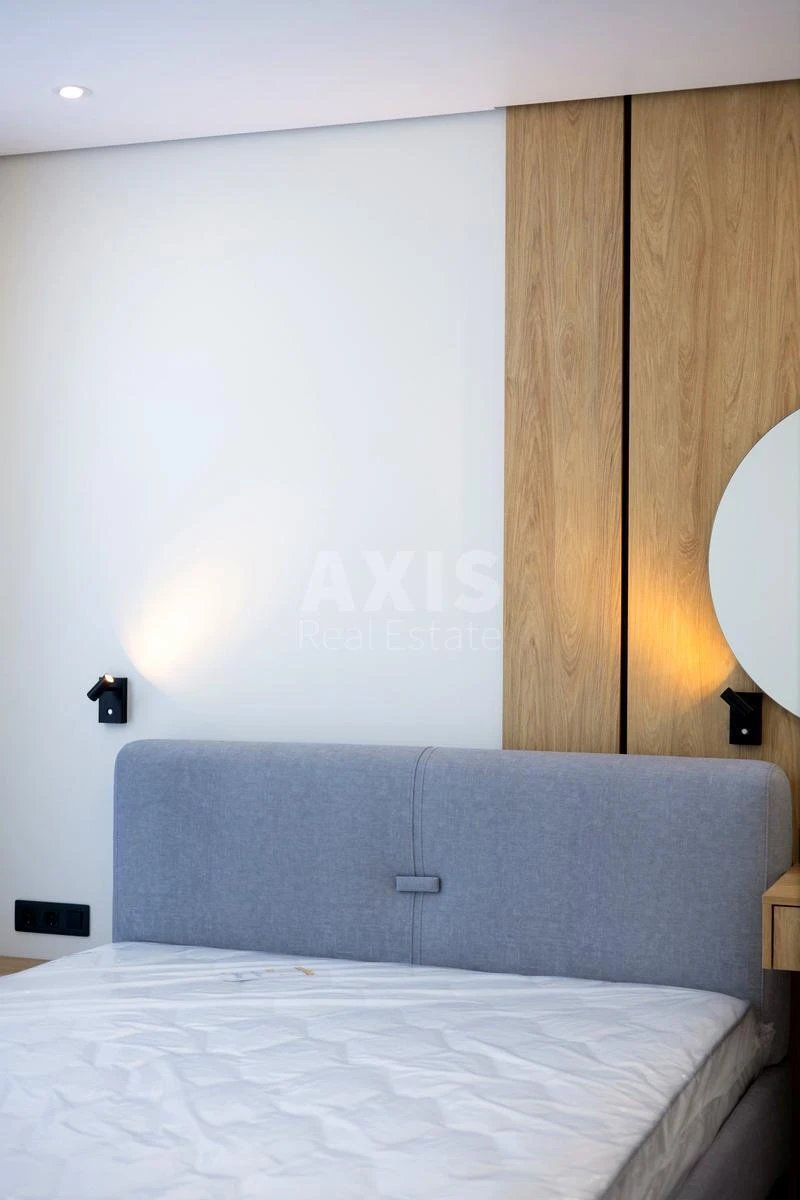 1k apartment vul. Saljutna 2Б694034