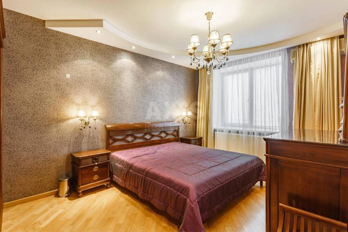 3k apartment vul. Bogatyrs'ka 18А667702