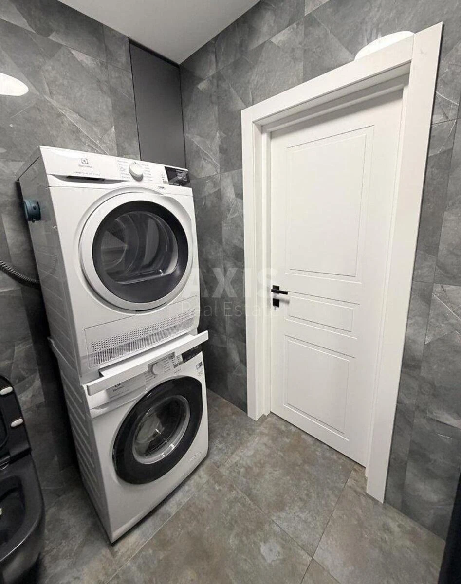 1k apartment pr-t Yevropeyskoho Soyuzu 51650604