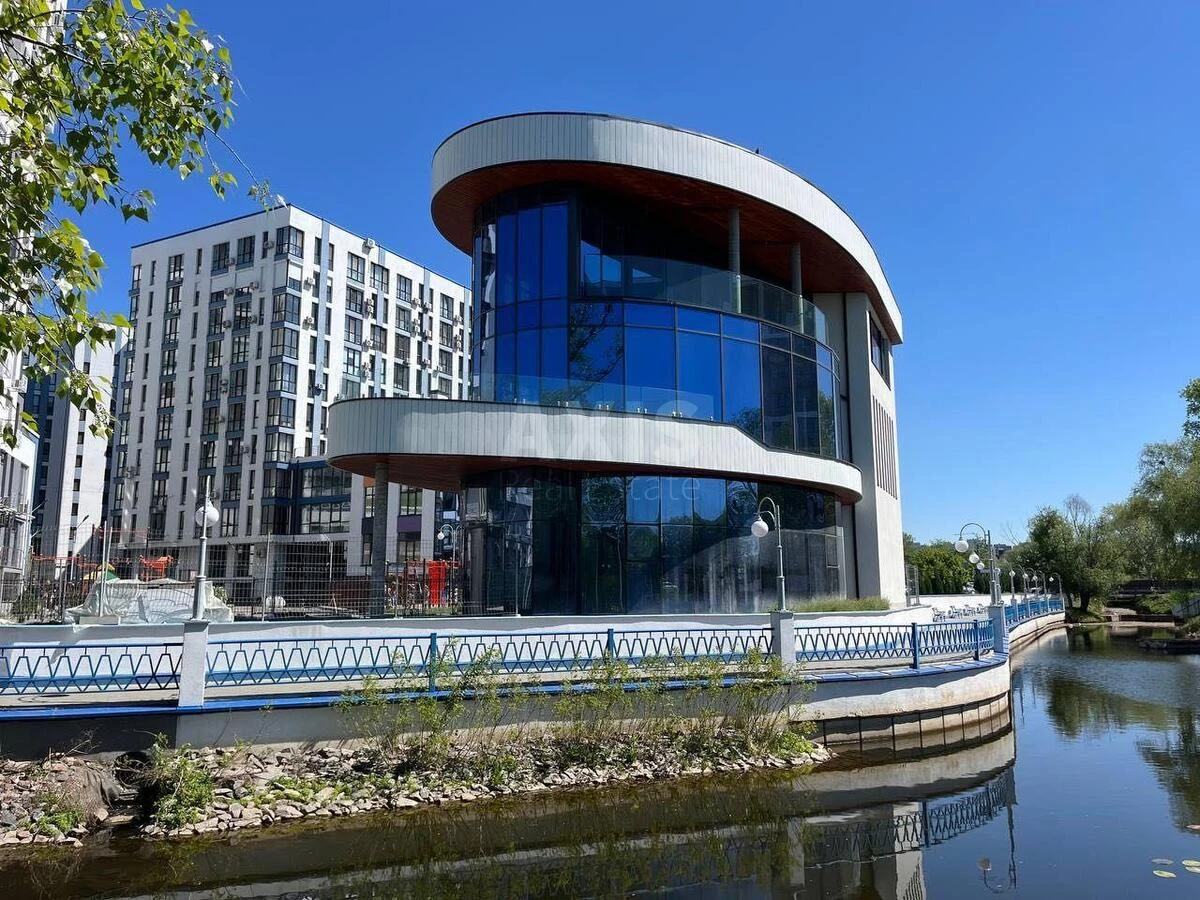 Объект сервиса ул. Олимпия Галика 75, 350м264783