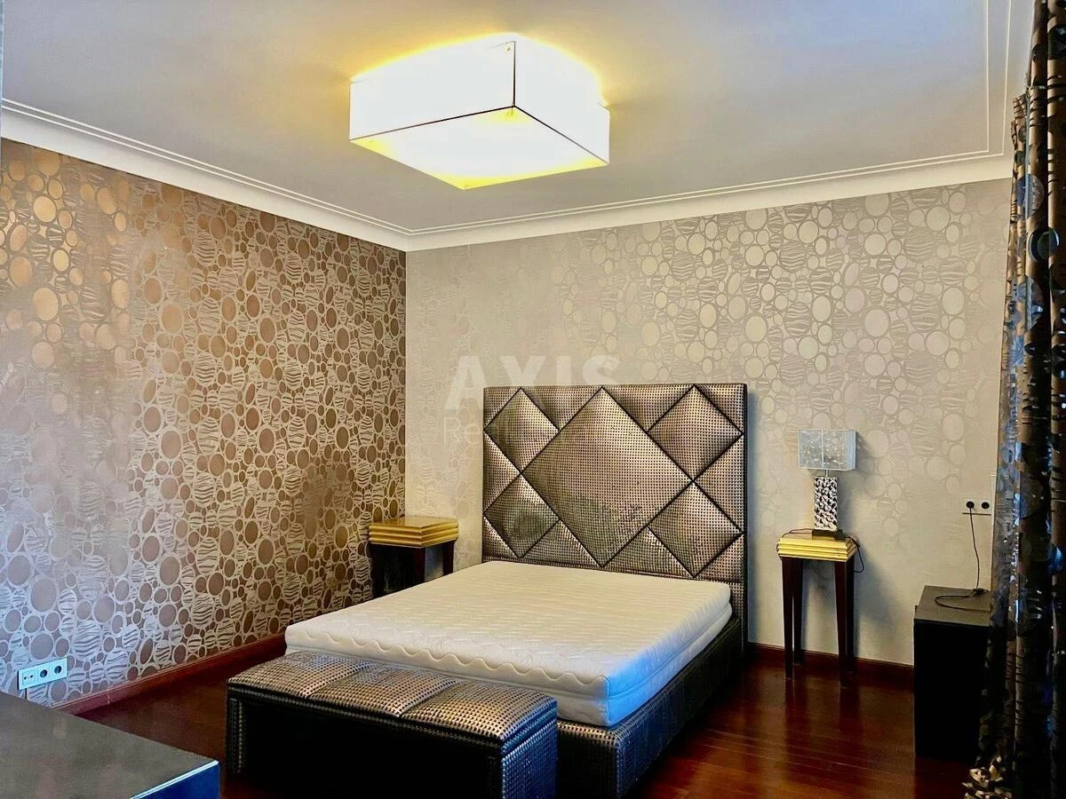 5k apartment vul. Kruglouniversytets'ka 3/5648147