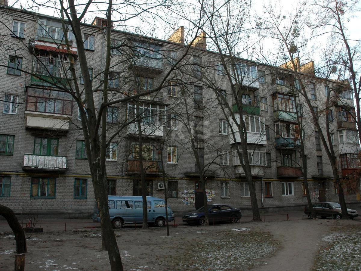 1k apartment vul. Budivel'na 26/86965712