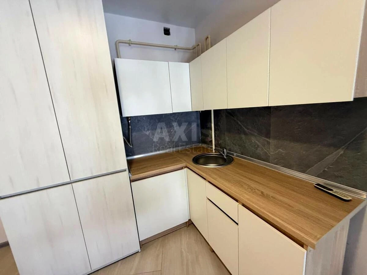 Office vul. Central'na 21А, 84m2712791