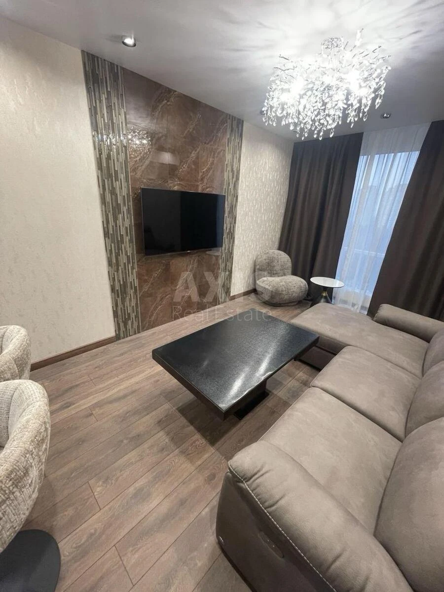 2к квартира ул. Князя Романа Мстиславича 28Б697691