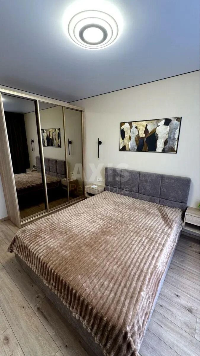 1k apartment vul. Prychal'na 10685913