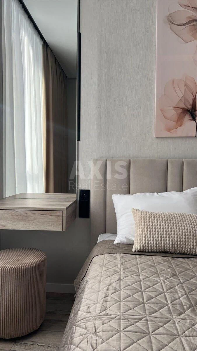 1k apartment vul. Saljutna 2Б653607