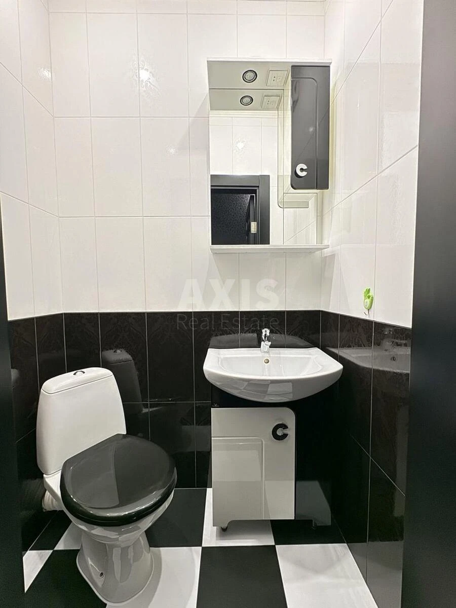 3k apartment nab. Dniprovs'ka 23631028