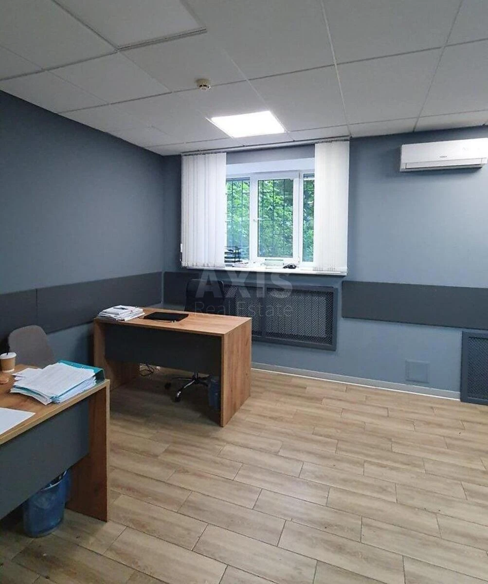 Офис бул. Леси Украинки 10А, 317м2686565