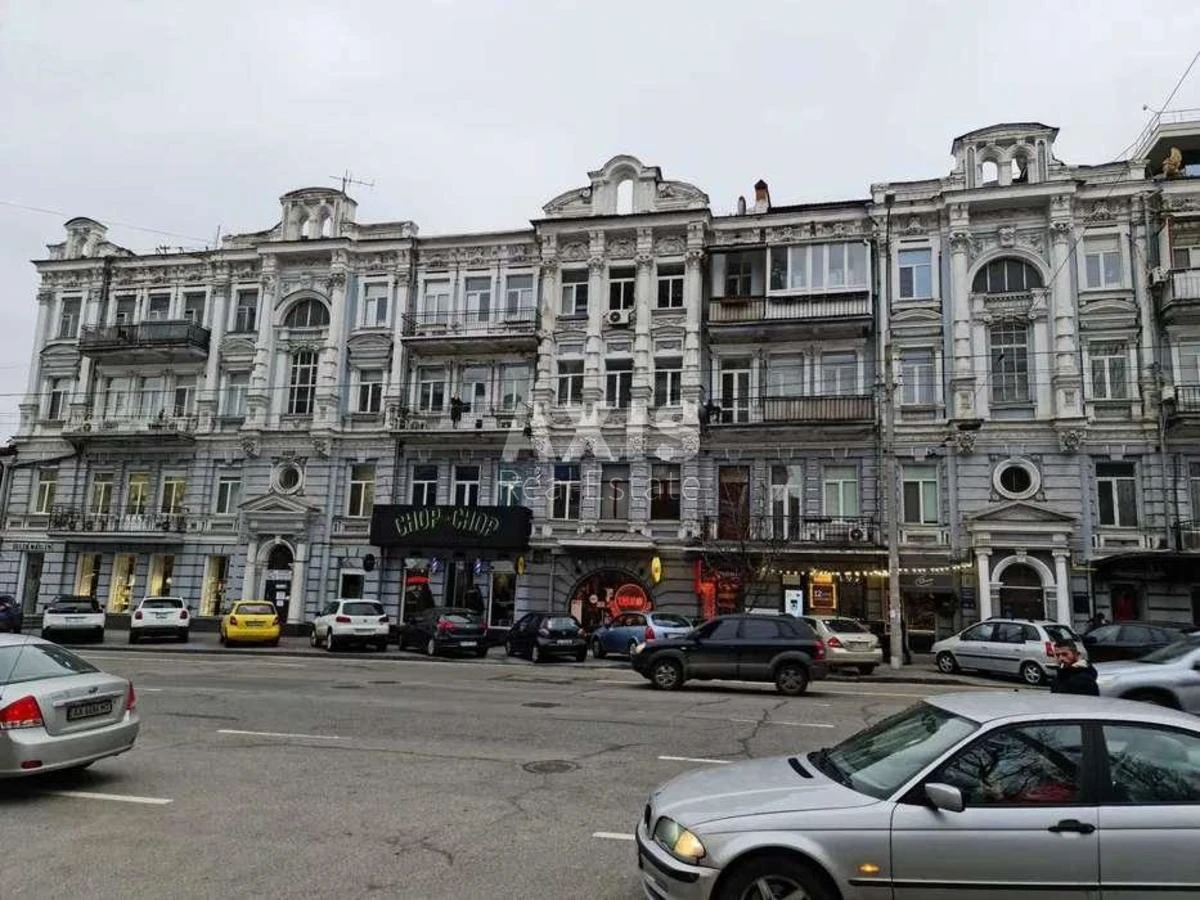 Офис ул. Антоновича 48, 140м227877