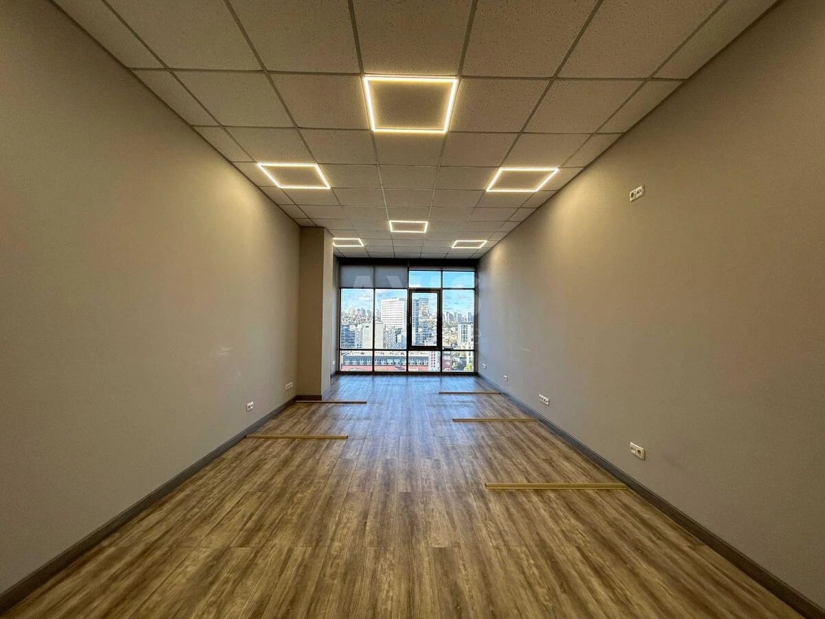 Office vul. Velyka Vasyl'kivs'ka 72, 200m2673149