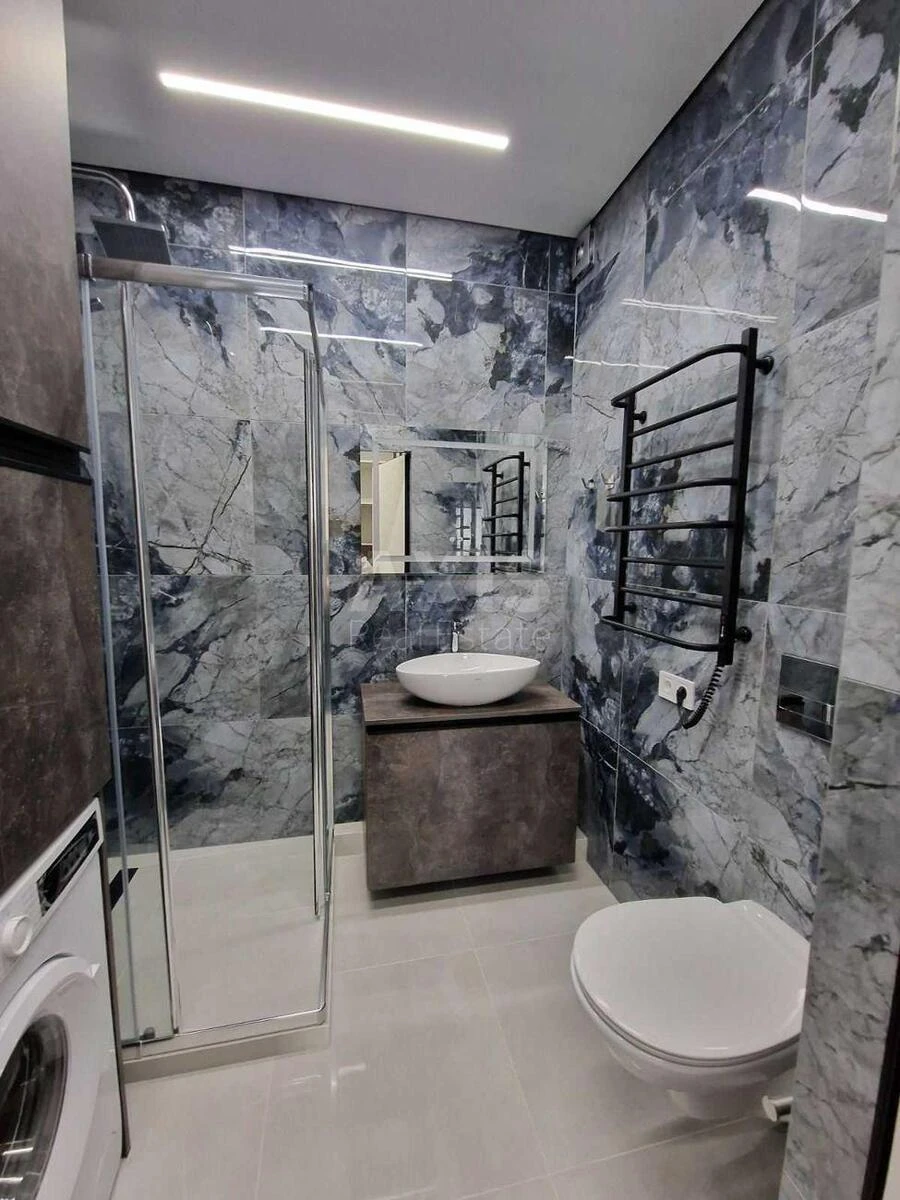 1k apartment vul. Saljutna 2Б599517