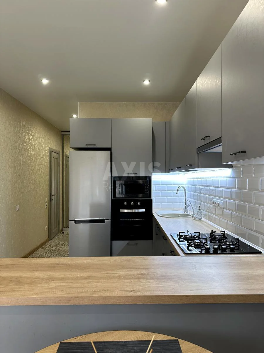 1k apartment vul. Zamkovec'ka 94