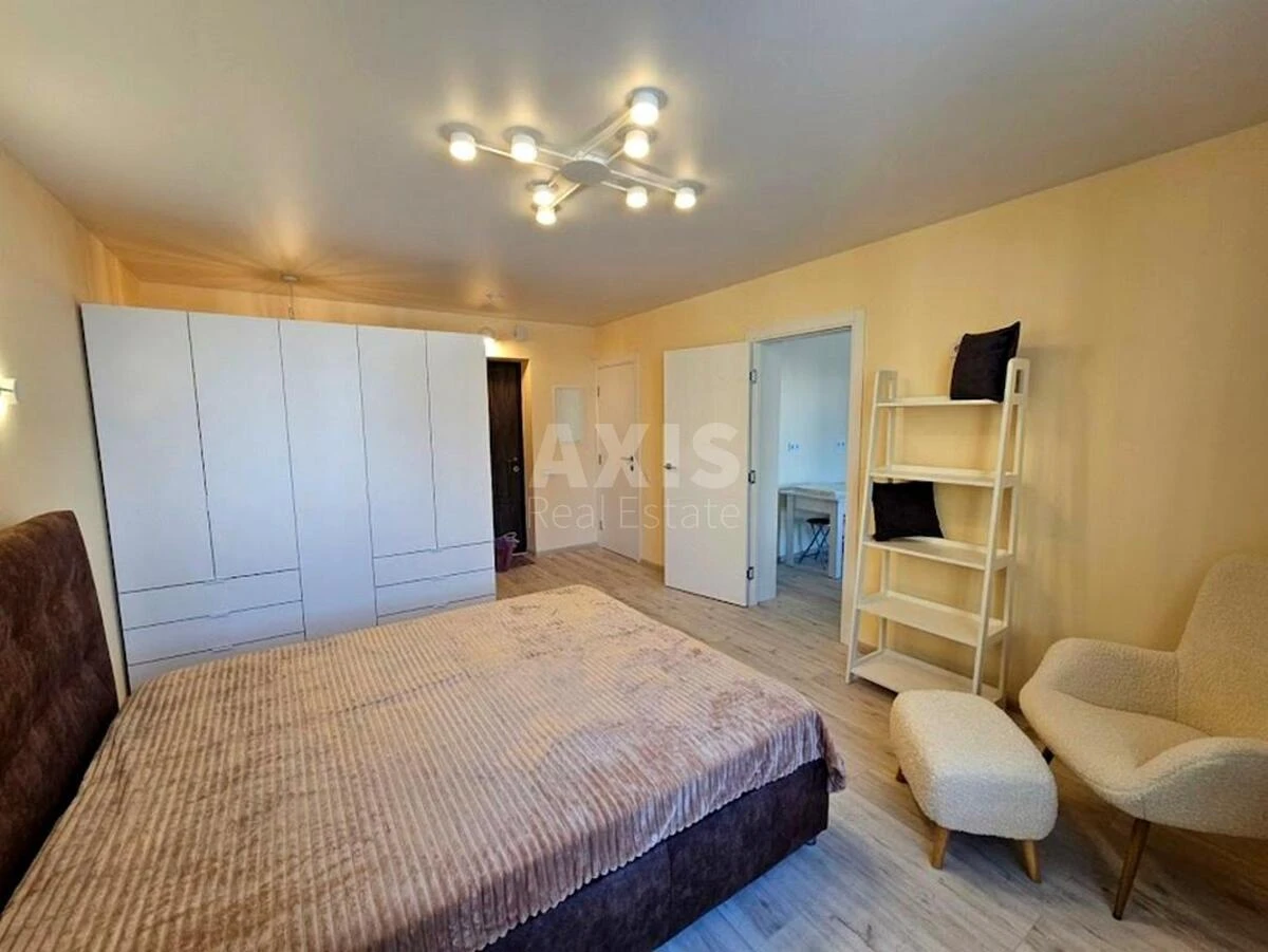 1к квартира ул. Михаила Максимовича 32658431