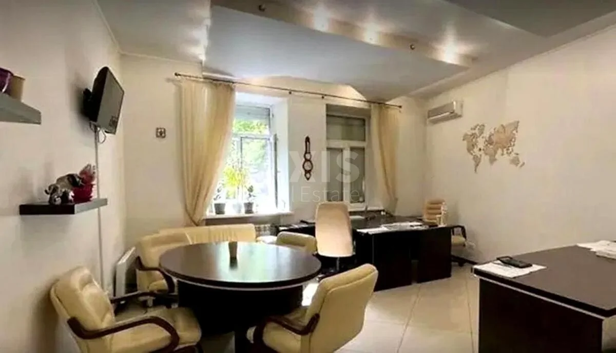 Офіс вул. Шовковична 18, 60м2