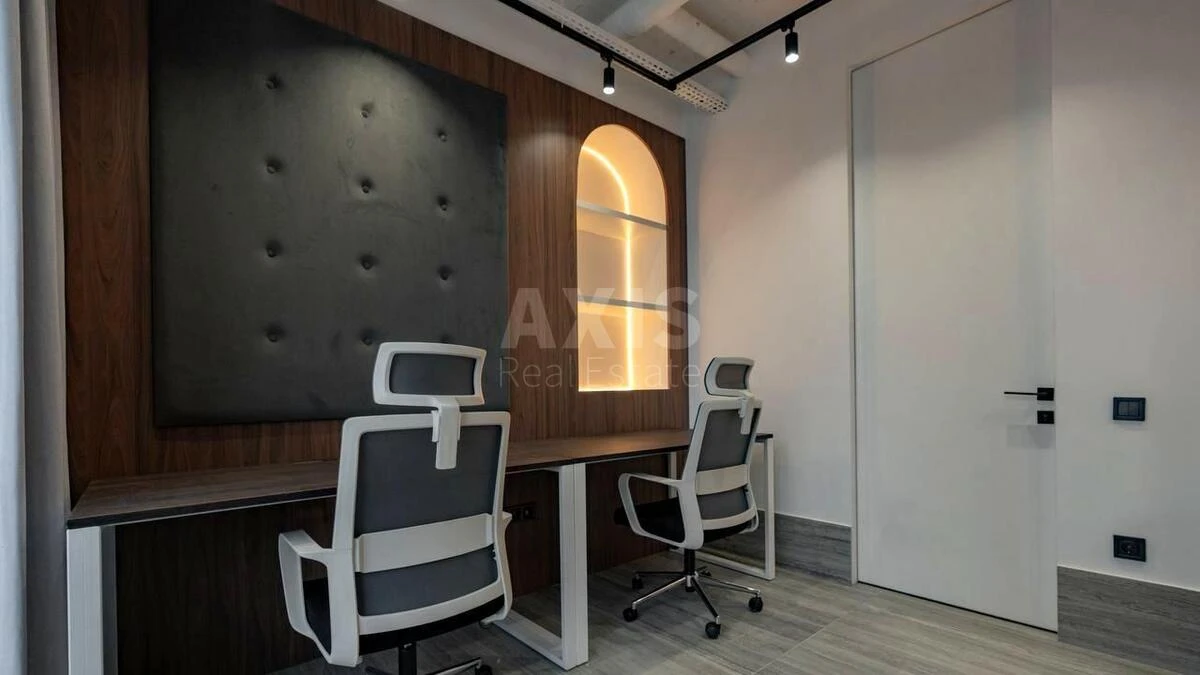 Office vul. Bul'varno-Kudrjavs'ka 17, 180m26925010