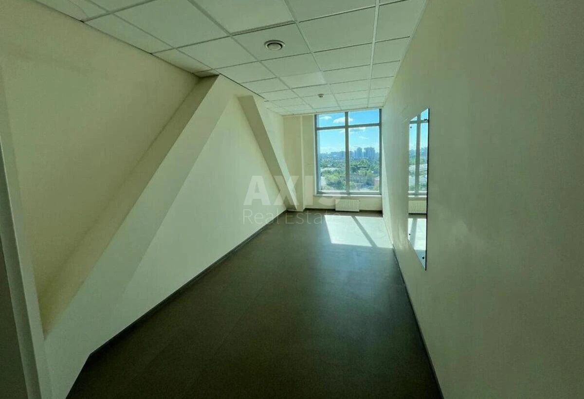 Office vul. Degtjarivs'ka 27Т, 686m2651161