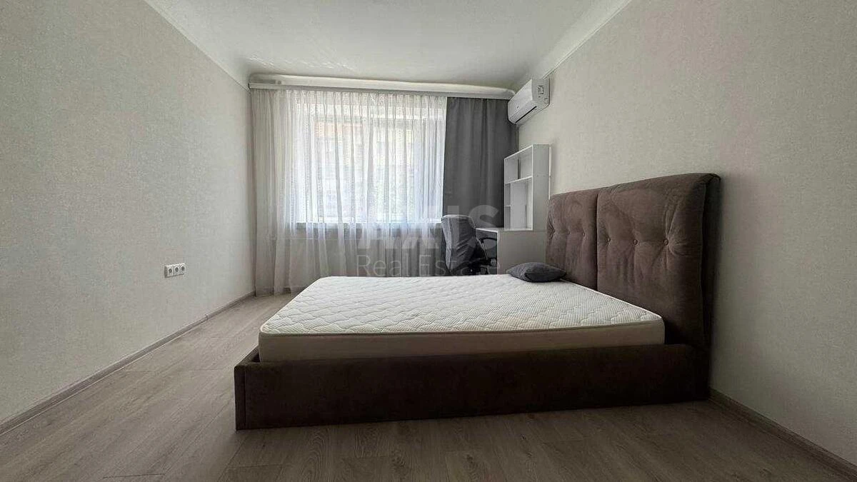 1k apartment vul. Jurkivs'ka 18697909