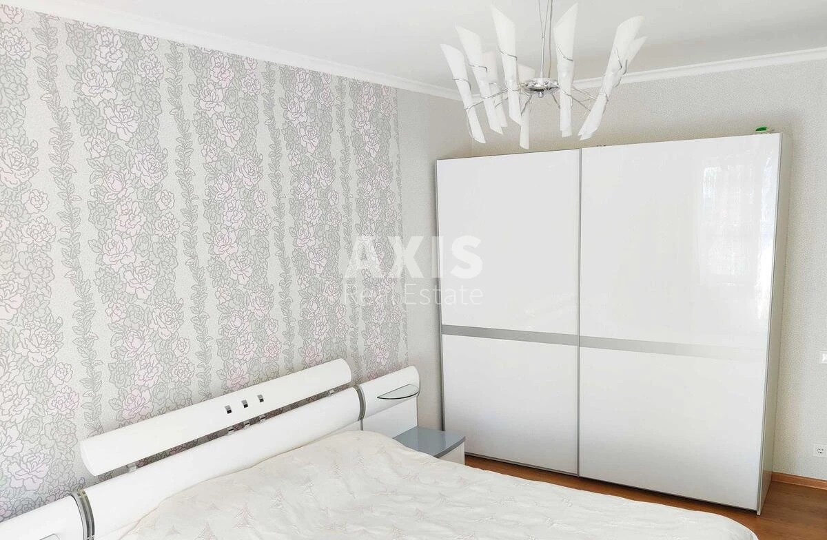 2к квартира ул. Юлии Здановской 34А672833