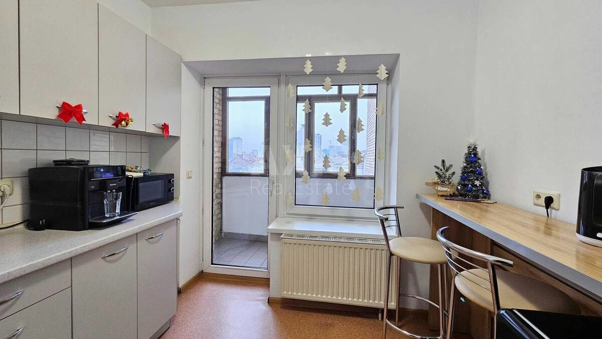 Office vul. Velyka Vasyl'kivs'ka 9/2, 118m2681206
